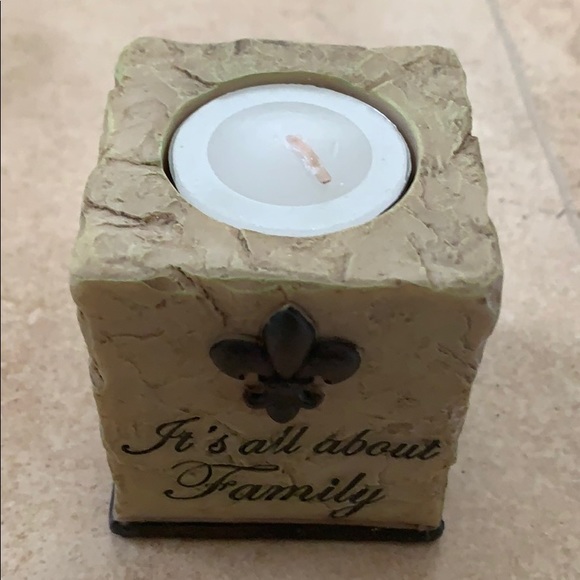 🔥NEW! Drake Designs Fleur De Lis Candleholder Set - Picture 2 of 3